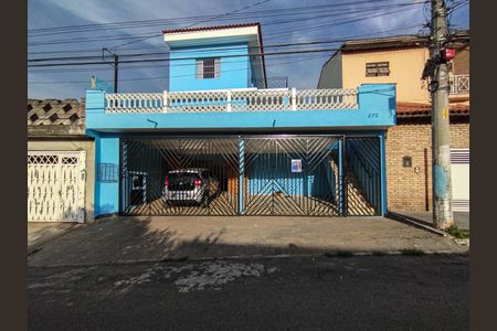Casa para alugar com 224m², 2 quartos e 3 vagasFachada
