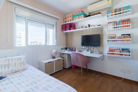 Apartamento à venda com 158m², 3 quartos e 3 vagasSuíte 2