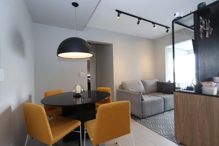 Sala de apartamento à venda com 2 quartos, 60m² em Vila Ema, São Paulo