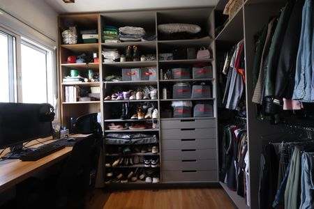 Apartamento à venda com 60m², 2 quartos e 1 vagaCloset da Suíte