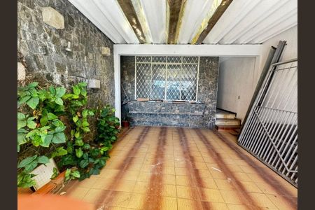 Casa à venda com 135m², 2 quartos e 2 vagasFoto 01