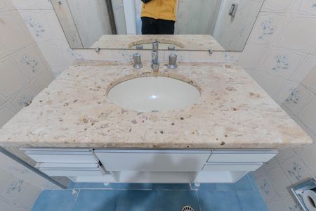 Banheiro de apartamento para alugar com 1 quarto, 41m² em Bela Vista, São Paulo
