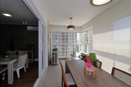 Apartamento à venda com 181m², 4 quartos e 4 vagasVaranda Gourmet