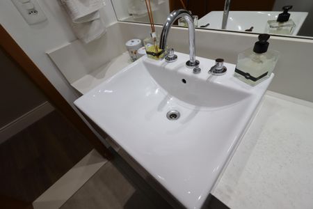 Apartamento à venda com 181m², 4 quartos e 4 vagasBanheiro Social