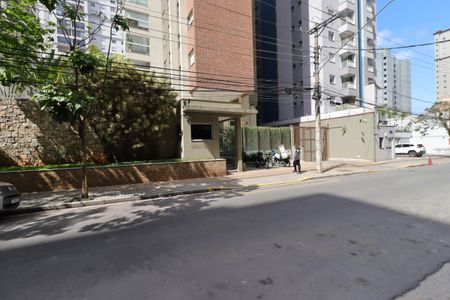 Apartamento à venda com 181m², 4 quartos e 4 vagasFachada