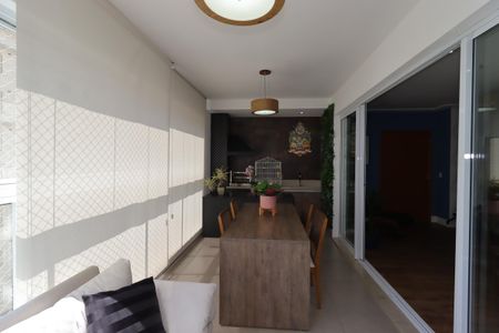 Apartamento à venda com 181m², 4 quartos e 4 vagasVaranda Gourmet