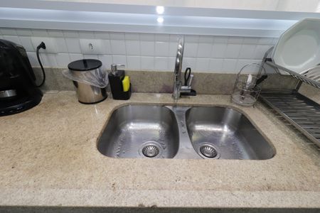 Apartamento à venda com 181m², 4 quartos e 4 vagasCozinha