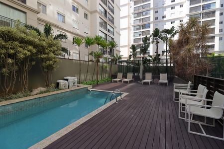 Apartamento à venda com 181m², 4 quartos e 4 vagasÁrea Comum - Piscina