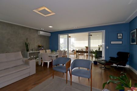 Apartamento à venda com 181m², 4 quartos e 4 vagasSala