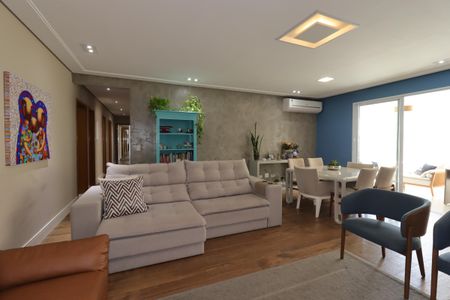 Apartamento à venda com 181m², 4 quartos e 4 vagasSala