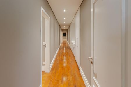 Apartamento à venda com 467m², 6 quartos e 5 vagasCorredor dos Quartos