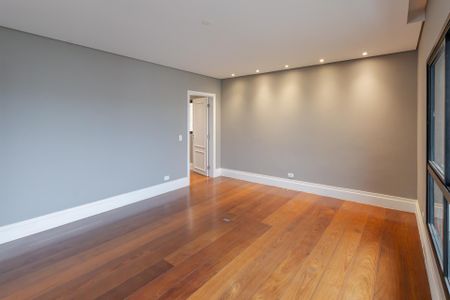 Apartamento à venda com 467m², 6 quartos e 5 vagasSala de Jantar