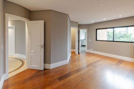 Apartamento à venda com 467m², 6 quartos e 5 vagasSala de TV