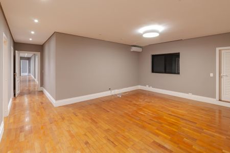 Apartamento à venda com 467m², 6 quartos e 5 vagasSuíte 4