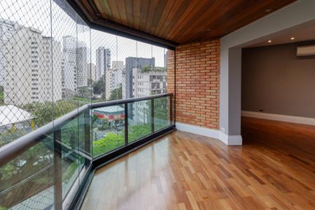 Apartamento à venda com 467m², 6 quartos e 5 vagasSacada da Sala