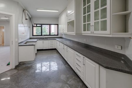 Apartamento à venda com 467m², 6 quartos e 5 vagasCozinha