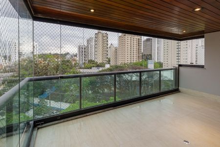 Apartamento à venda com 467m², 6 quartos e 5 vagasSacada da Sala