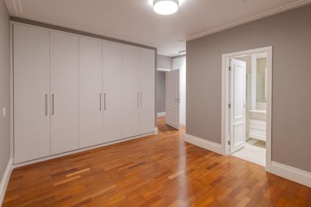 Apartamento à venda com 467m², 6 quartos e 5 vagasSuíte 3