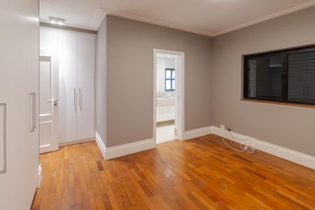 Apartamento à venda com 467m², 6 quartos e 5 vagasSuíte 1