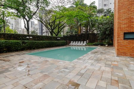 Apartamento à venda com 467m², 6 quartos e 5 vagasÁrea comum - Piscina