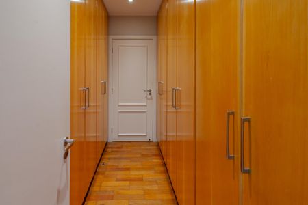 Apartamento à venda com 467m², 6 quartos e 5 vagasÁrea de Serviço