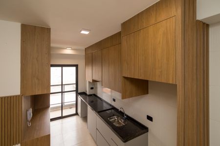 Apartamento para alugar com 45m², 2 quartos e sem vaga Apartamento para alugar com 45m², 2 quartos e sem vagaCozinha e Área de Serviço