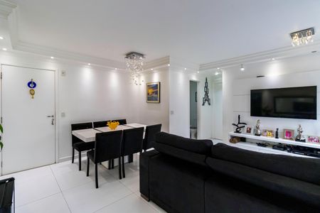 Apartamento à venda com 64m², 2 quartos e 1 vagaSala