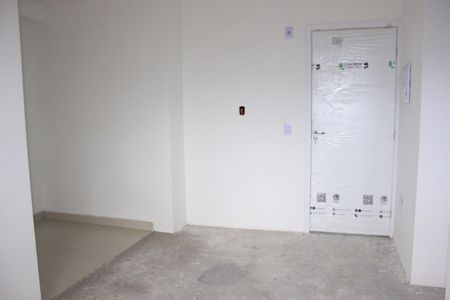 Sala de apartamento à venda com 2 quartos, 43m² em Jardim Aida, Guarulhos
