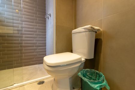 Banheiro de apartamento para alugar com 1 quarto, 49m² em Jardim Paulista, São Paulo