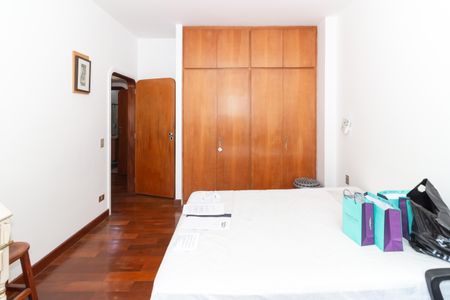 Apartamento à venda com 167m², 3 quartos e 1 vagaQuarto 1