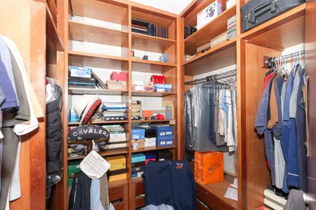 Apartamento à venda com 167m², 3 quartos e 1 vagaCloset da suíte