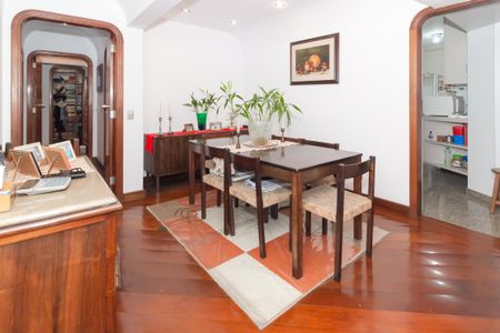 Apartamento à venda com 167m², 3 quartos e 1 vagaSala