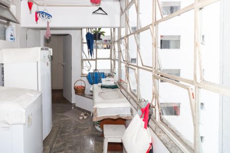 Apartamento à venda com 167m², 3 quartos e 1 vagaÁrea de Serviço