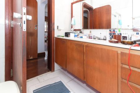 Apartamento à venda com 167m², 3 quartos e 1 vagaBanheiro da Suíte