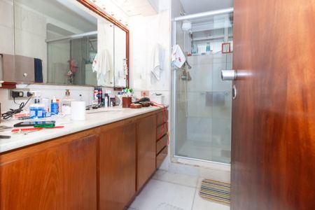 Apartamento à venda com 167m², 3 quartos e 1 vagaBanheiro da Suíte