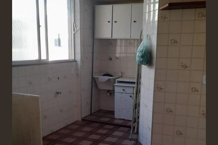 Apartamento à venda com 70m², 3 quartos e 1 vagaÁrea de Serviço