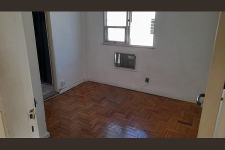 Apartamento à venda com 70m², 3 quartos e 1 vagaSuíte