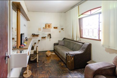 Casa à venda com 600m², 8 quartos e 3 vagasCasa 3 - Quarto 2