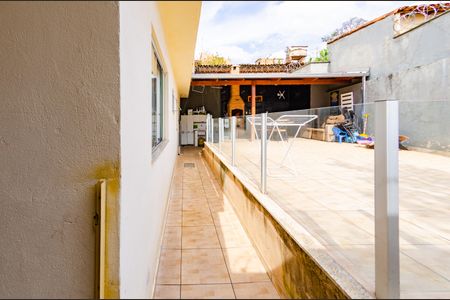 Casa à venda com 600m², 8 quartos e 3 vagasCasa 1 - Quintal