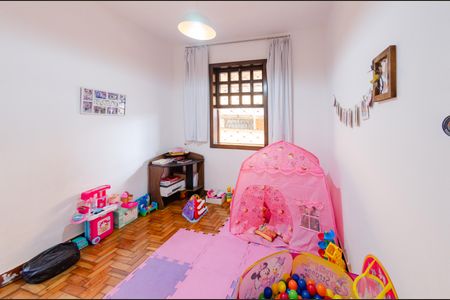 Casa à venda com 600m², 8 quartos e 3 vagasCasa 2 - Quarto 2