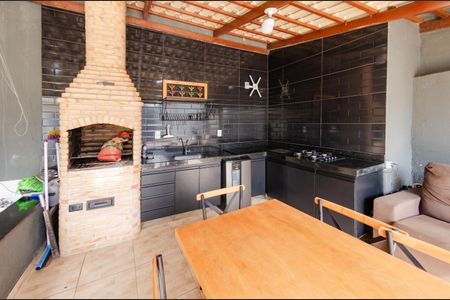 Casa à venda com 600m², 8 quartos e 3 vagasCasa 1 - Área gourmet