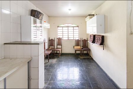 Casa à venda com 600m², 8 quartos e 3 vagasCasa 3 - Cozinha