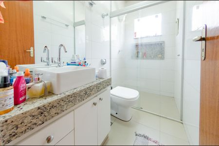 Casa à venda com 600m², 8 quartos e 3 vagasCasa 1 - Banheiro