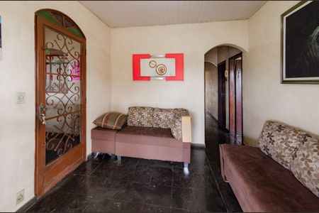 Casa à venda com 600m², 8 quartos e 3 vagasCasa 3 - Sala