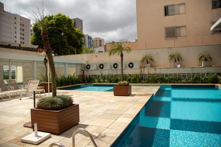 Apartamento à venda com 101m², 2 quartos e 2 vagasPiscina