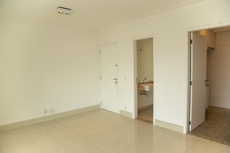 Apartamento à venda com 101m², 2 quartos e 2 vagasSala