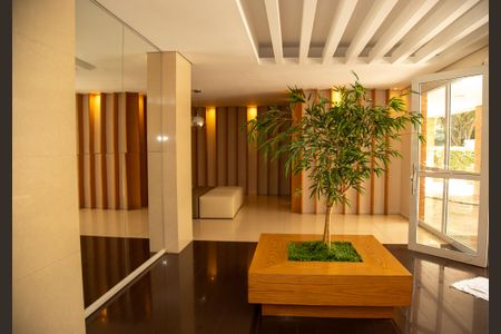 Apartamento à venda com 101m², 2 quartos e 2 vagasHall de entrada