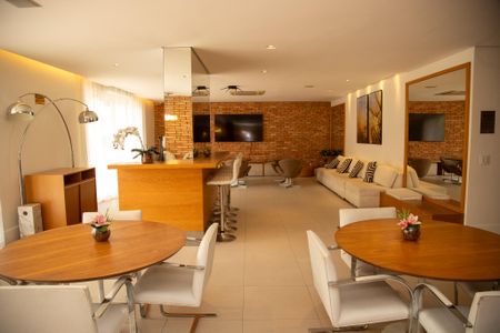 Apartamento à venda com 101m², 2 quartos e 2 vagasÁrea comum - Salão de Festas