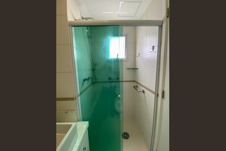 Apartamento à venda com 101m², 2 quartos e 2 vagasBanheiro da Suíte