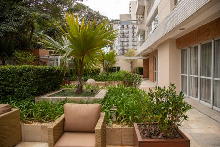 Apartamento à venda com 101m², 2 quartos e 2 vagasÁrea comum